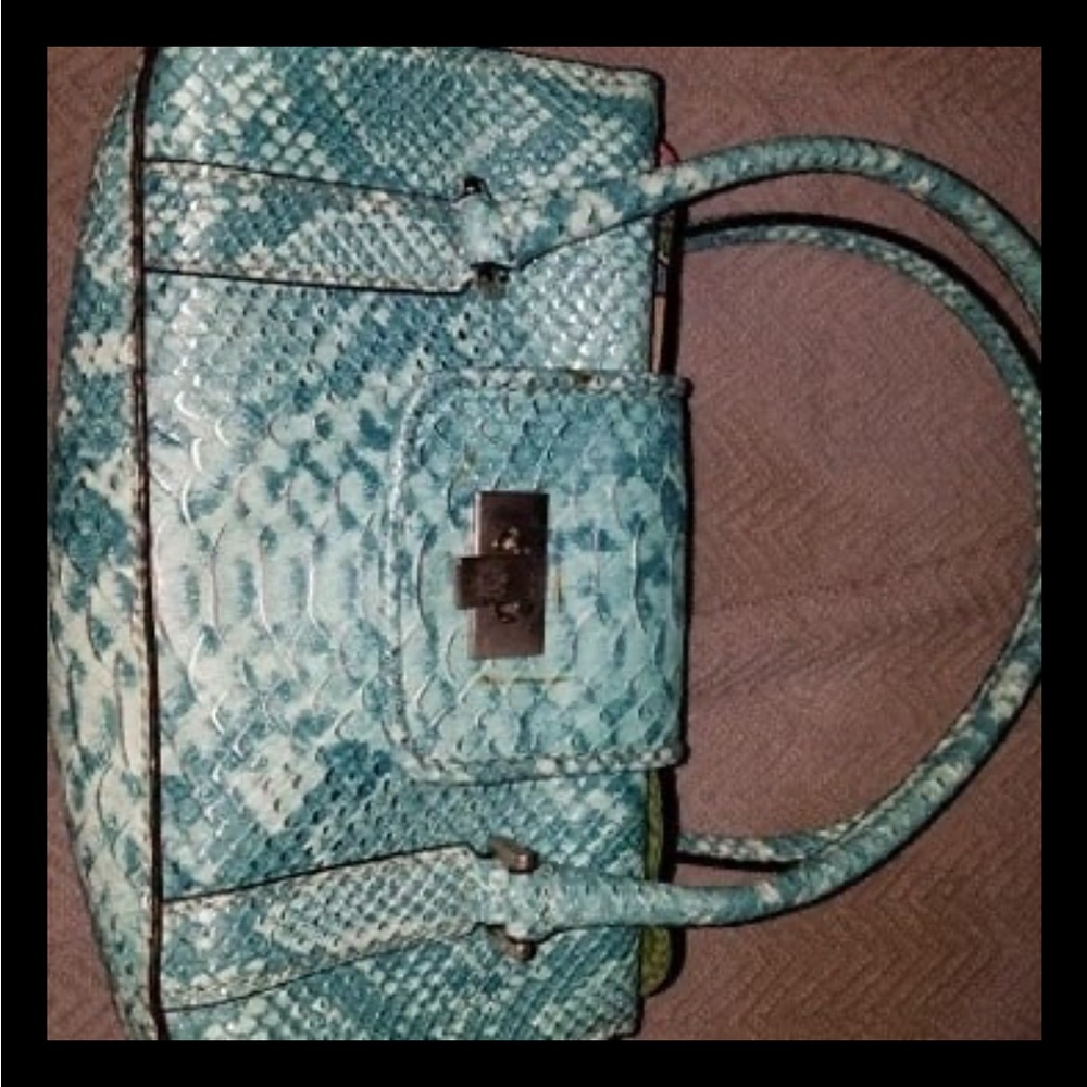 Elegant Blue Snakeskin Handbag